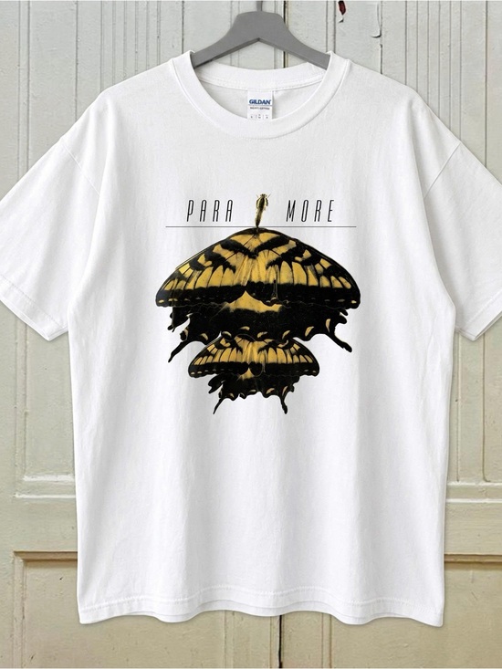 Gildan Tops - Paramore “Brand New Eyes” Butterfly Tour Print Tshirt Alternative Rock Band Tee